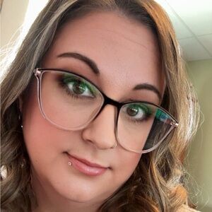 Meet your Posher, Tanya